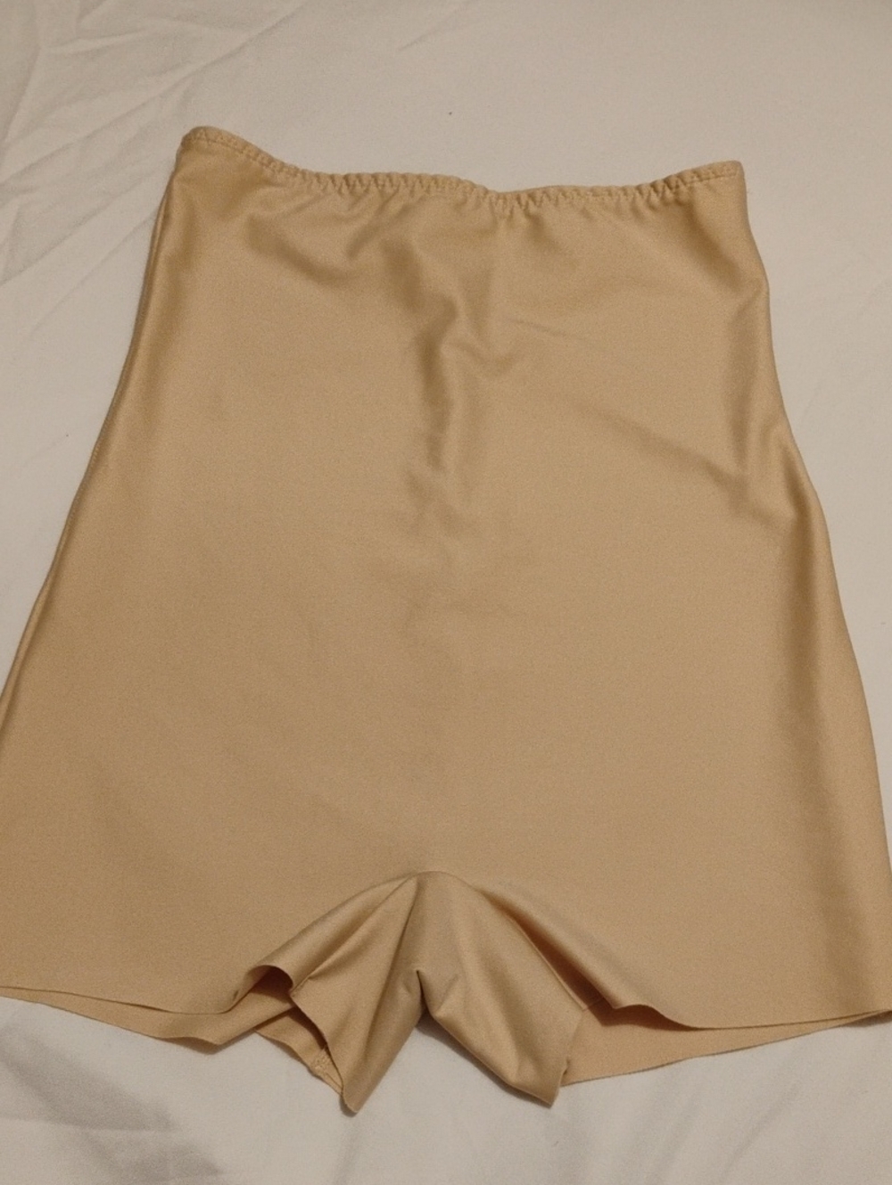 High-Waist Shaping Shorts in Beige - Smooth Support